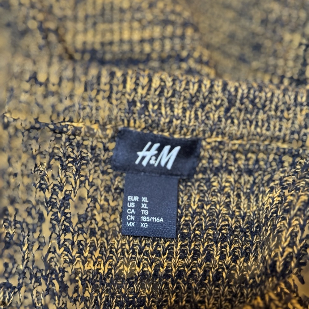 H&M - Picture 3 of 3